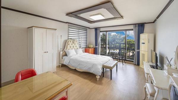 Ganghwa Pastel Pension