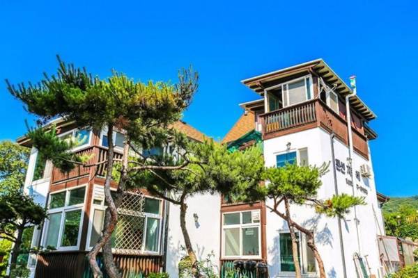 Ganghwado Mediterranean Pension