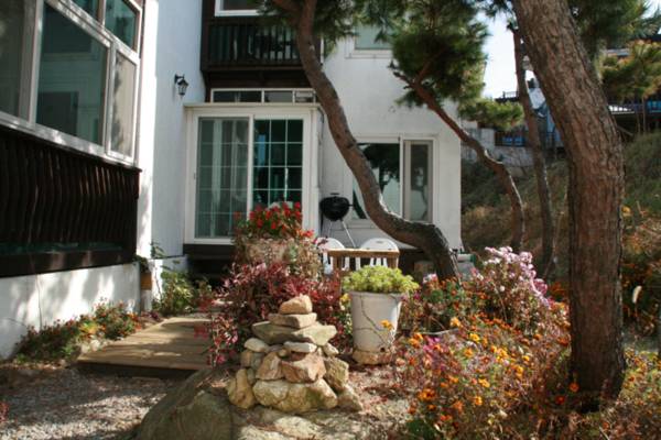 Ganghwado Mediterranean Pension