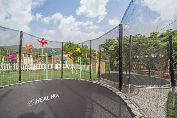 Ganghwa Ahgigom Kids Spa Pension