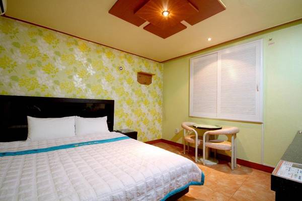 Changwon Palyongdong M