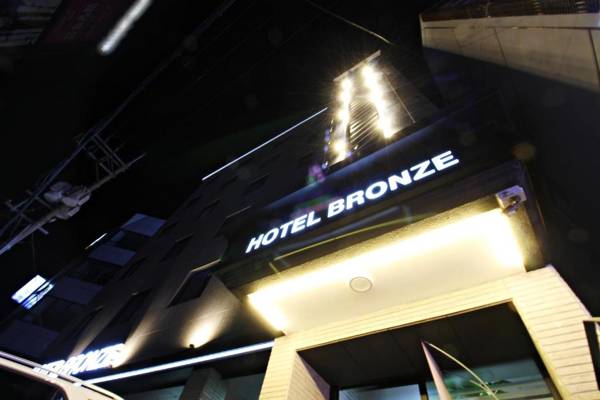 Bronze Hotel