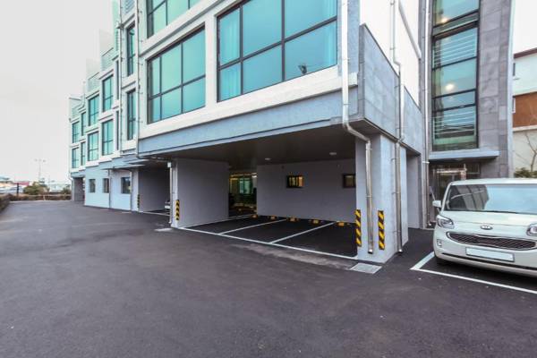 Sunrise Hotel Seopjikoji