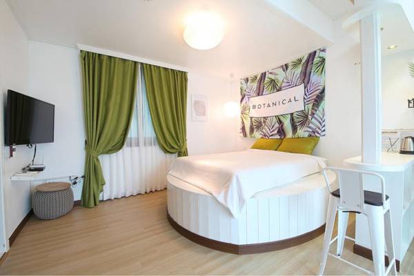 Gangneung GoldPine Pension