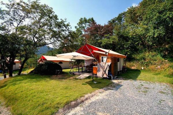 Pocheon Sanjeong Hosoo Glamping