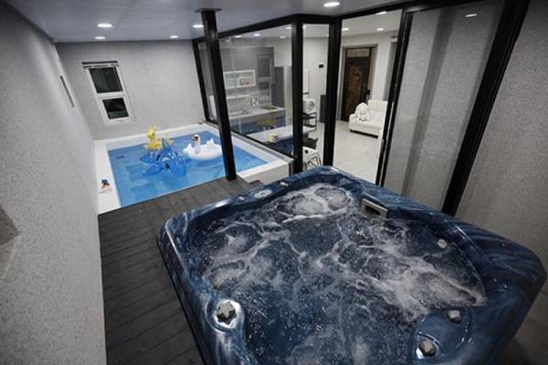 Pocheon Sunshine Marusiru Poolvilla