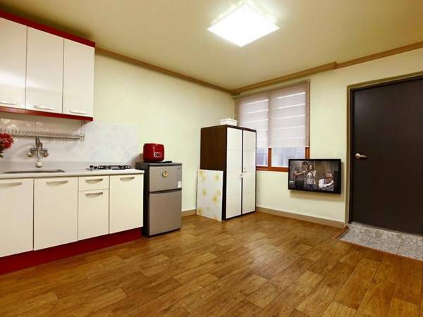 Pocheon Yeohaeng Sketch Pension