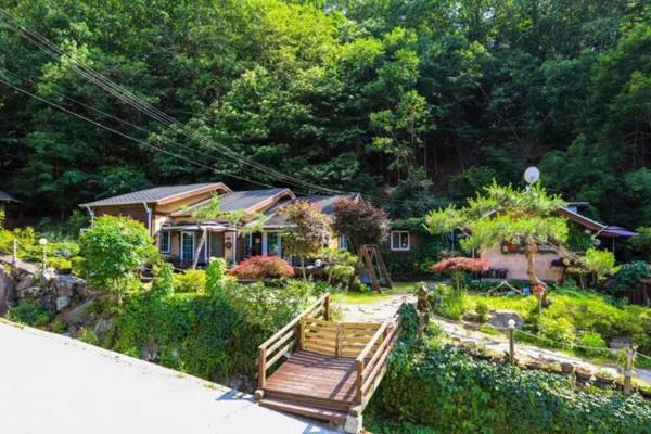 Pocheon Sanulrim Pension