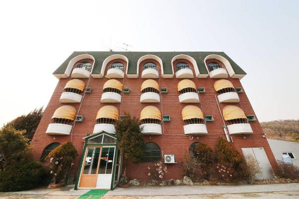 Pocheon Sambok Motel