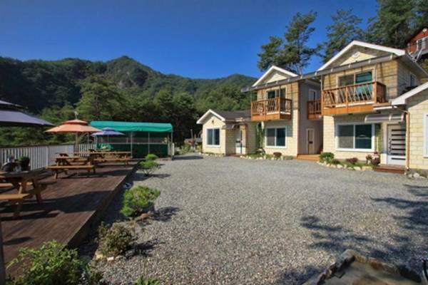 Wonju Pine Hill Pension