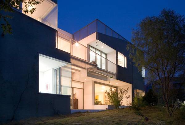 Motif No.1 Guest House