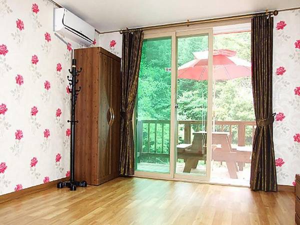 Jecheon Sopungganeunnal Pension