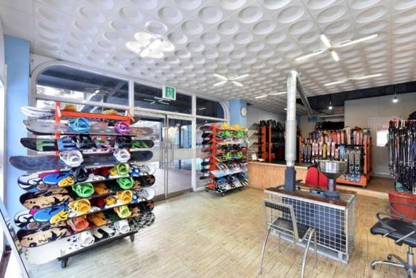 Muju Full House Pension