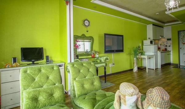 Taean like the frist time pension