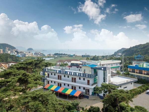 Anmyeondo Paradise Pension