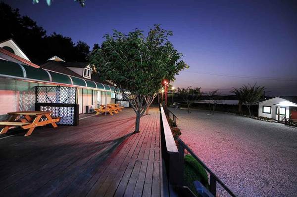 Taean Island Pension