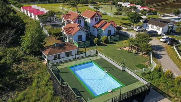 Taean Paradok Pension