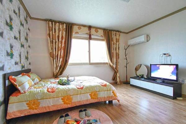 Taean (Anmyeondo) Gold House Pension