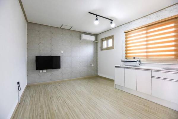 Taean Mongsanpo Tropea Pension