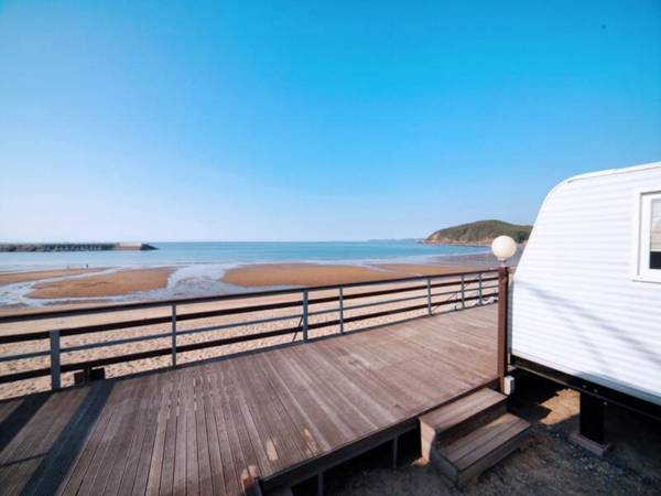 anmyeondo hamakpomulgyeol camping caravan