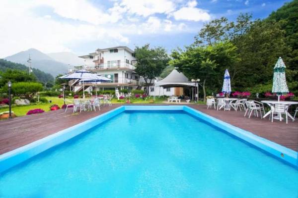 Yangpyeong Solkachi Pension