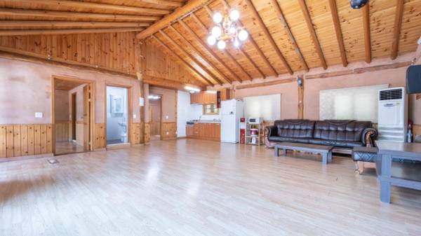 Yangpyeong santa pension