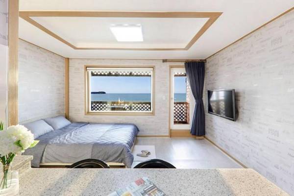 Boryeong Sunset Light pension