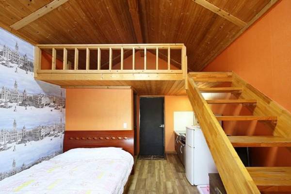 Boryeong Hidden Village Pool Villa