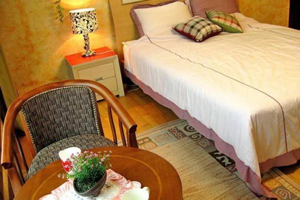 Danyang Fragrant Tree Pension