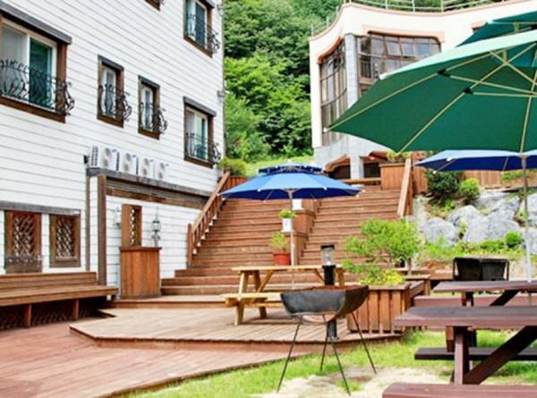 Danyang Carpe Diem Pension