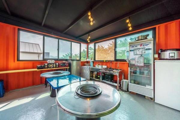 Four Seasons Pension Jecheon