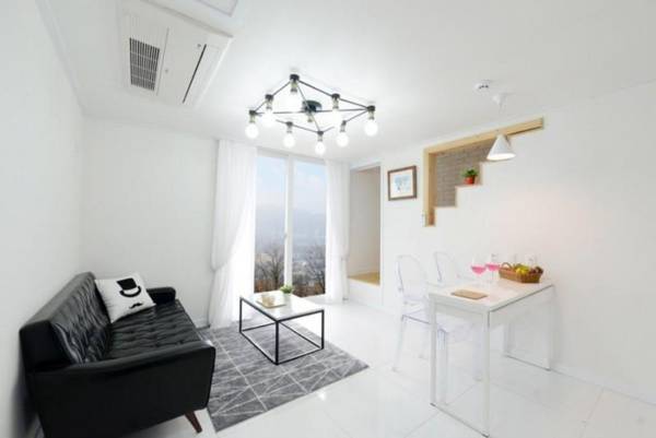 Danyang Avichae Pension