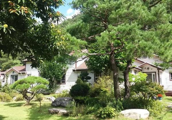 Danyang Eowoolim Pension