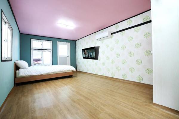 Cheongpyeong valley onna pension