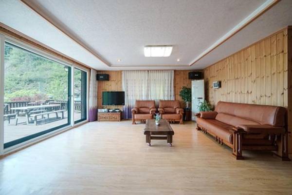 Gapyeong Sanneoul Pension