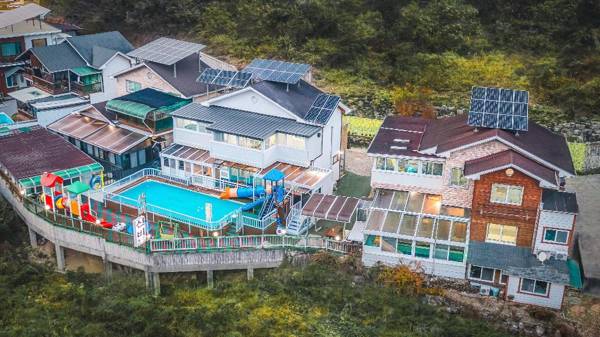 Gapyeong shinbi kids poolvilla