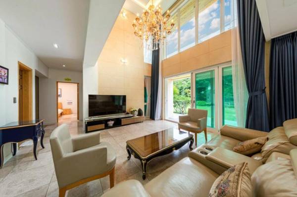 Gapyeong Healing Poolvilla Pension Town