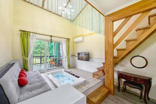 Gapyeong Boratvithyanggi Pension