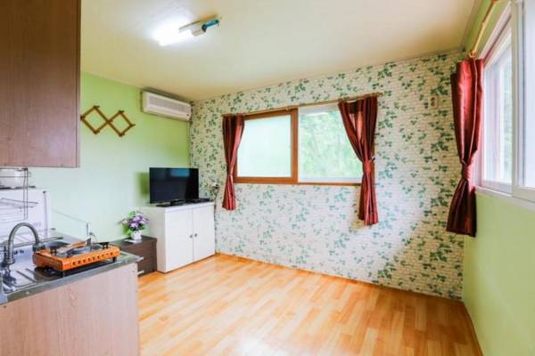 Gapyeong Chueok Mandeulgi Pension