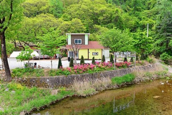 Gapyeong Bamgol Pension (Burmeng Valley)