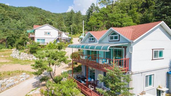 Hongcheon Suar Pension