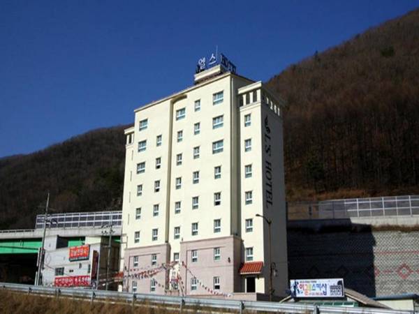 Ls Tourist Hotel