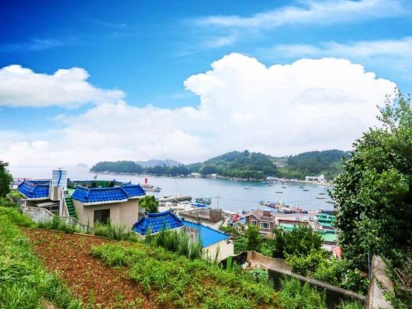 Tongyeong Tiberias Pension