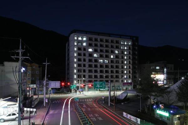 MIAMI Jeongseon Hotel