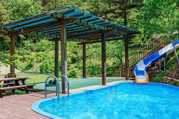 Youngwal cloud garden