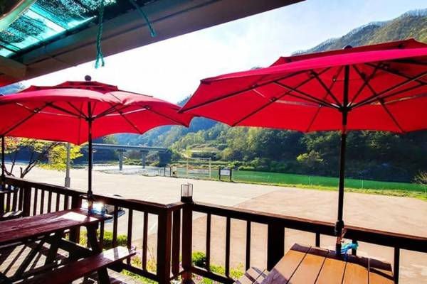 Youngwol River and Stars Pension