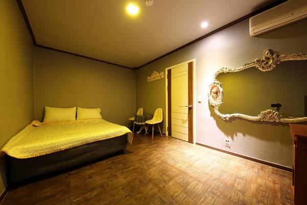 Yesan Shinwon Parktel