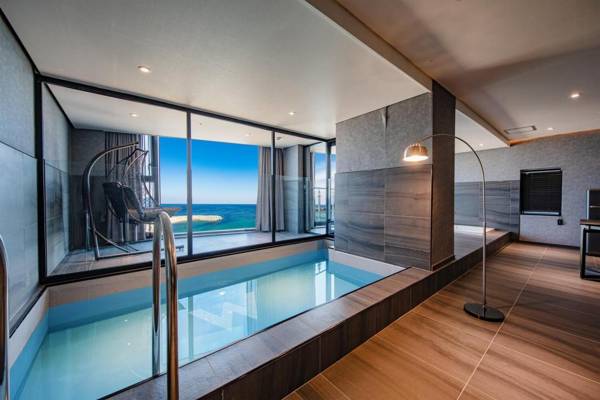 Sokcho W Spa Pool Villa B