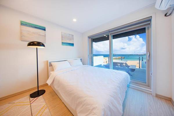 Goseong Pension Badatga