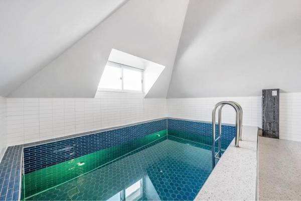 Goseong Maple Kids&Spa&Poolivilla